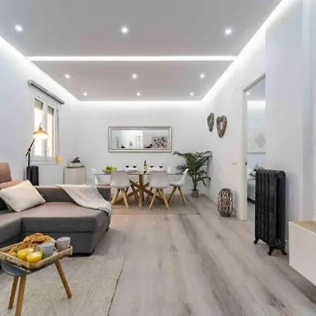 Premium Apartment Heart Of The City By Turivida-3